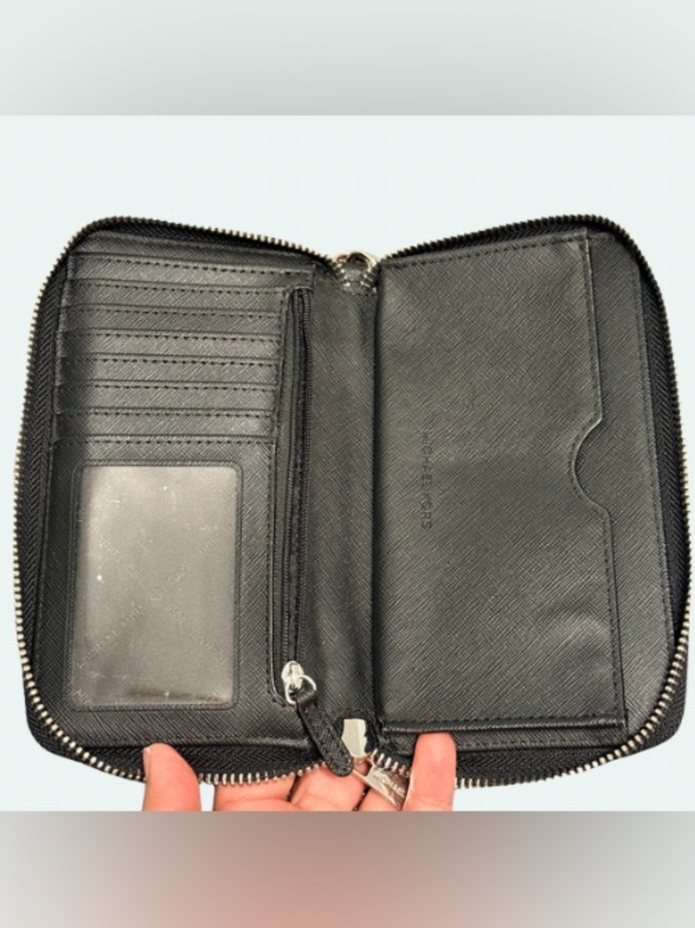 MICHAEL KORS Zip-Around Wristlet Wallet Black - Picture 3 of 6